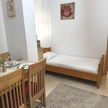 , Beach-house Free Parking Golem (Tirana)