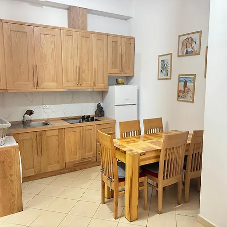 , Beach-house Free Parking Golem (Tirana)