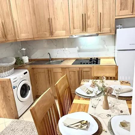 Apartment , Beach-house Free Parking Golem (Tirana)